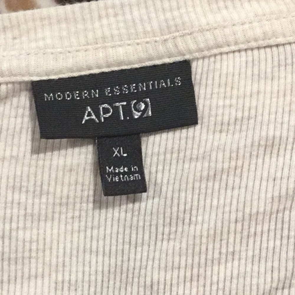 NWOT - Apt9 Ribbed Tank - Picture 4 of 4